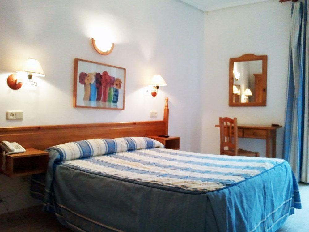 Hostal Centro Toledo Bagian luar foto