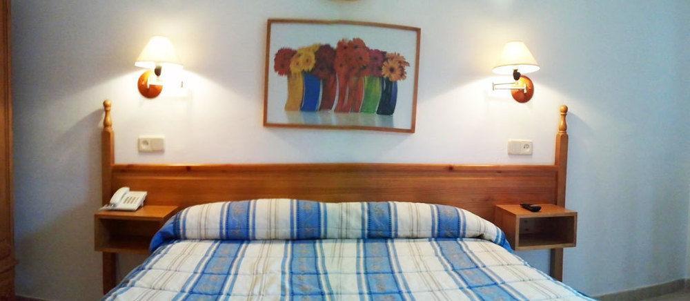Hostal Centro Toledo Bagian luar foto