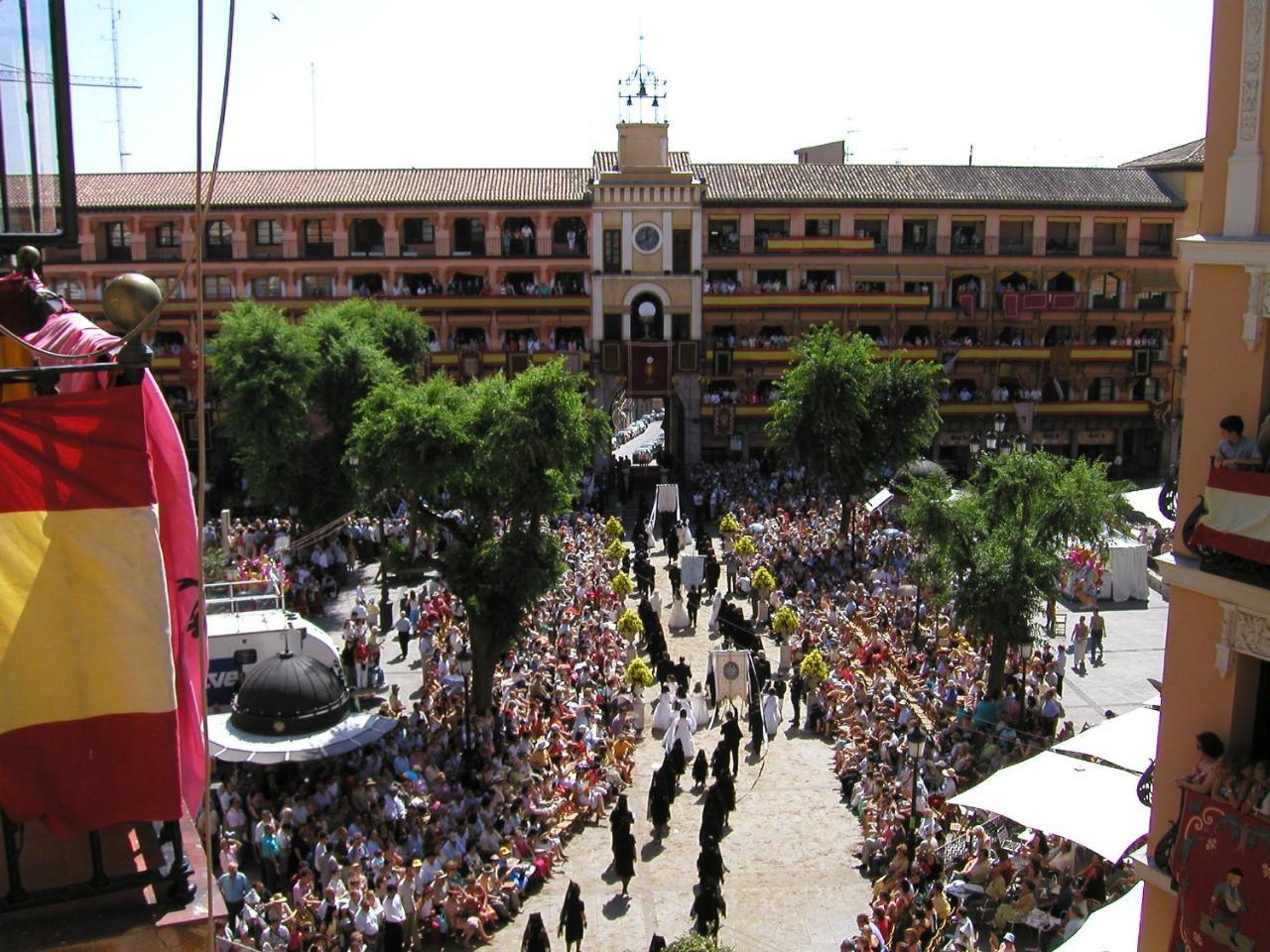 Hostal Centro Toledo Bagian luar foto